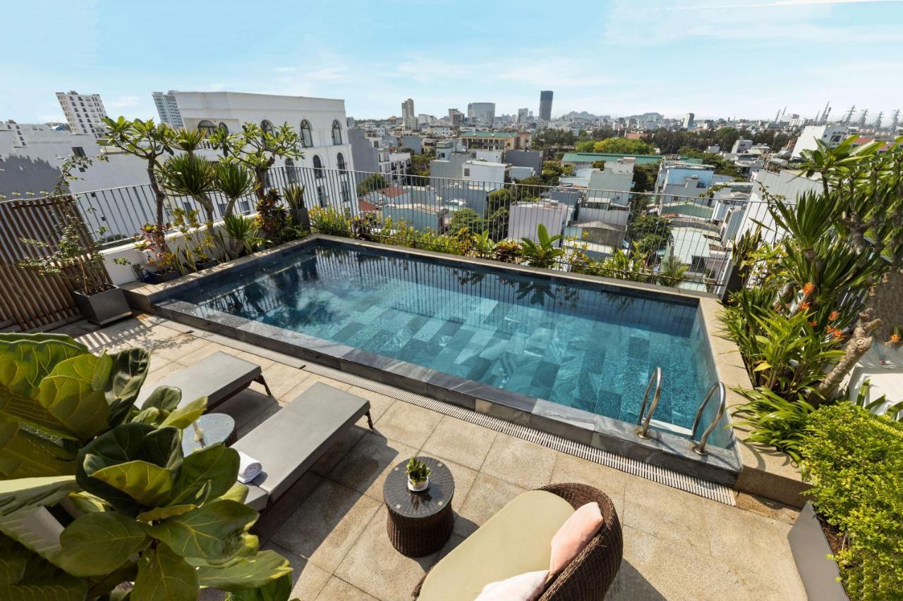 Moon Hotel And Apartment Da Nang Buitenkant foto