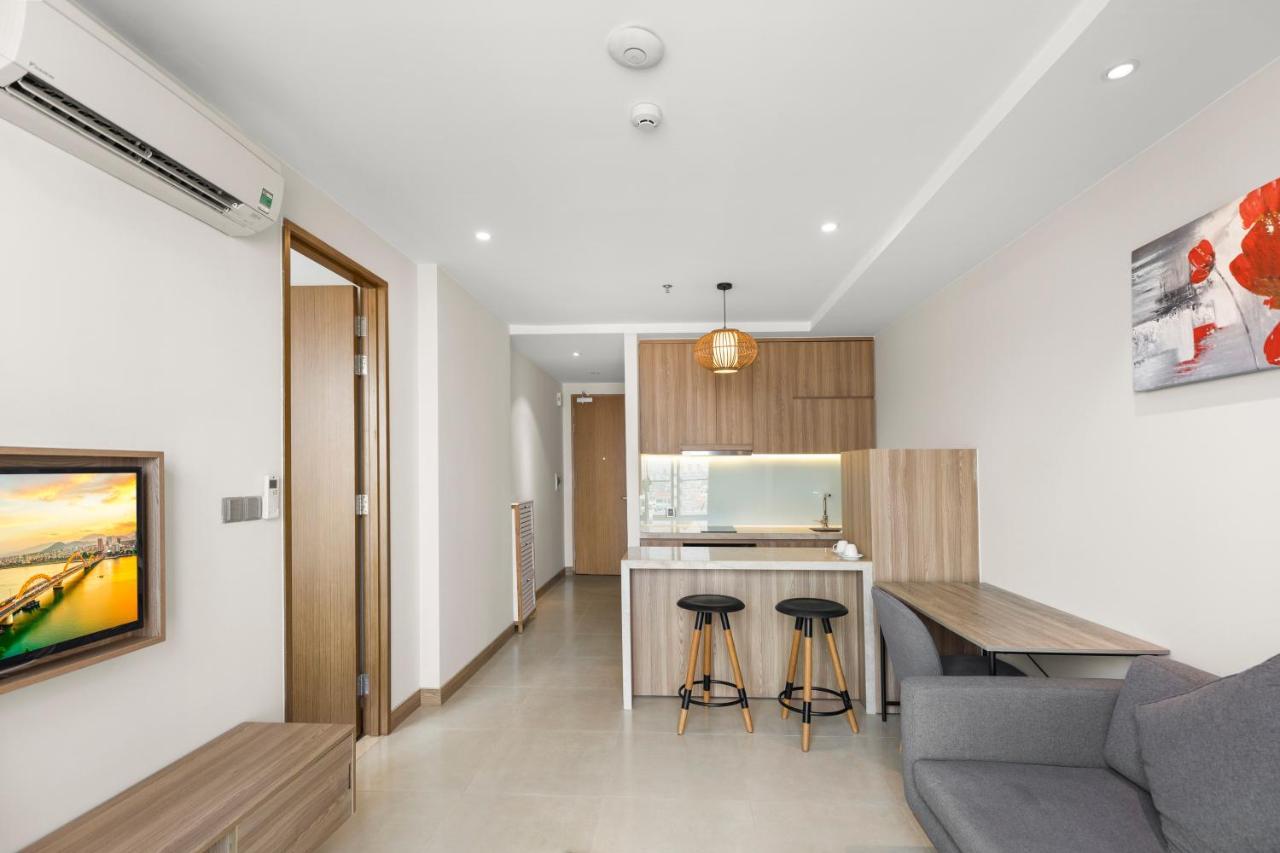Moon Hotel And Apartment Da Nang Buitenkant foto