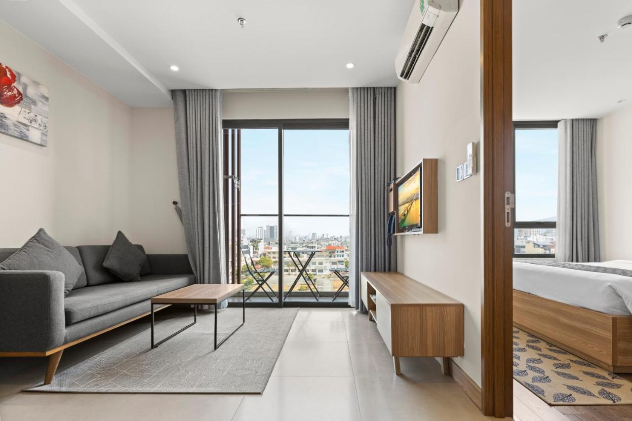 Moon Hotel And Apartment Da Nang Buitenkant foto